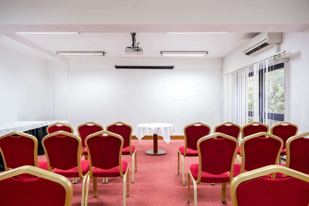 Clarion Croydon Park Hotel Ανέσεις φωτογραφία
